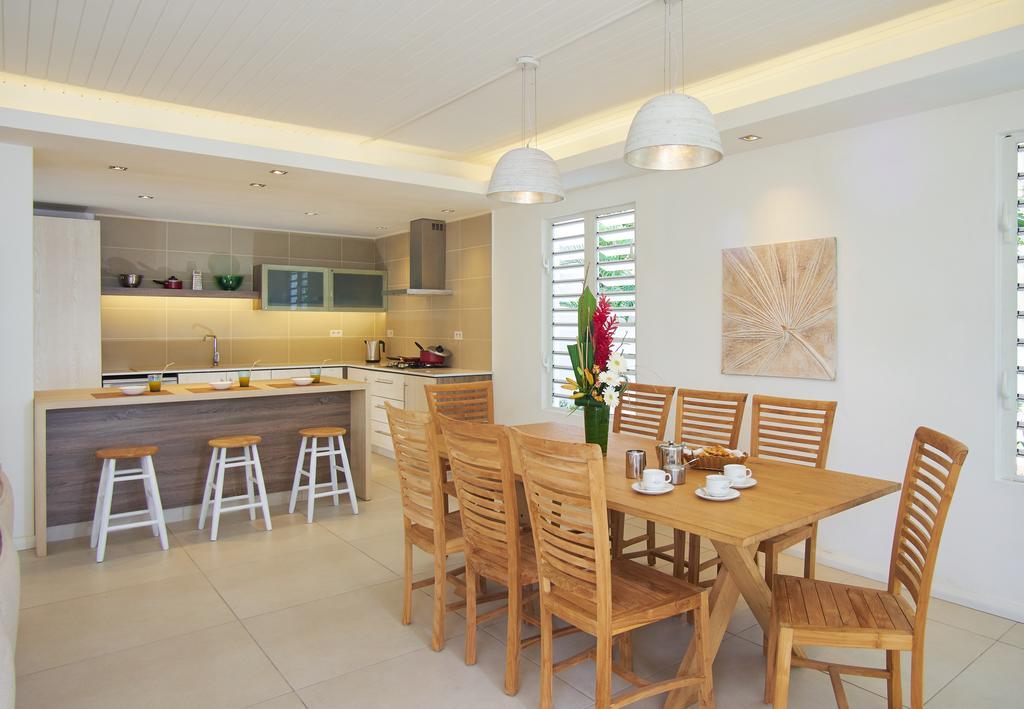 Le Beachclub Pereybere Beach Exterior foto