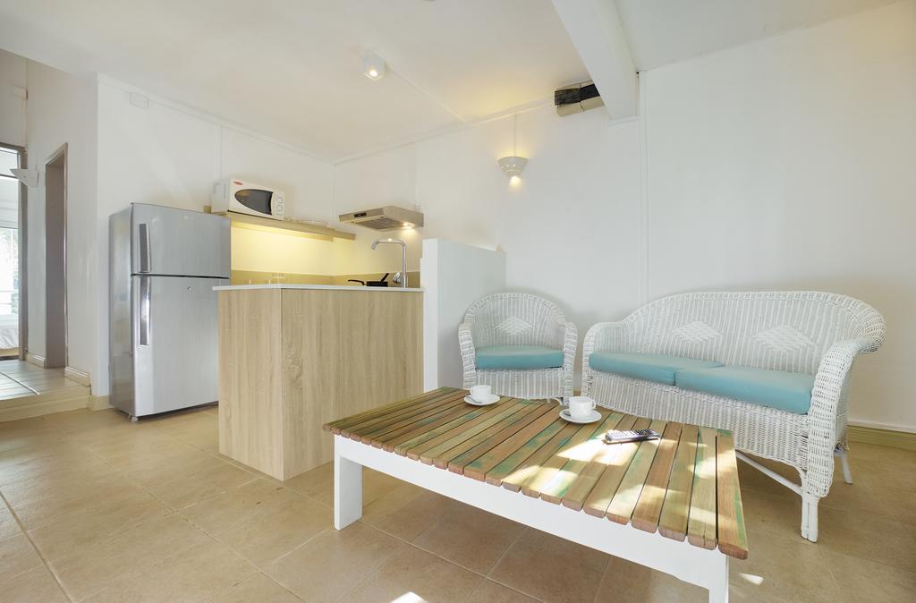 Le Beachclub Pereybere Beach Exterior foto