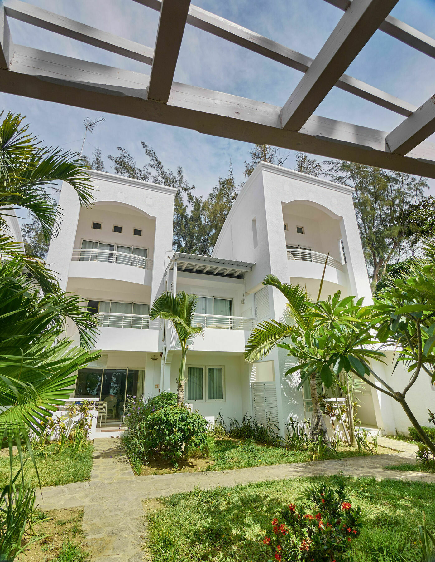 Le Beachclub Pereybere Beach Exterior foto